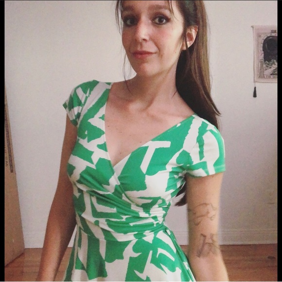 Green and white midi summer dress - Picture 5 of 5